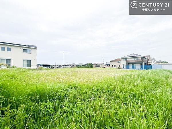 「まずは資料だけ！見学はまだいいかな。」というお客様も大歓迎です！センチュリー21千葉リアルティーは、全てのお客様を全力でサポートさせて頂きます。ぜひ一度、お問合せください。