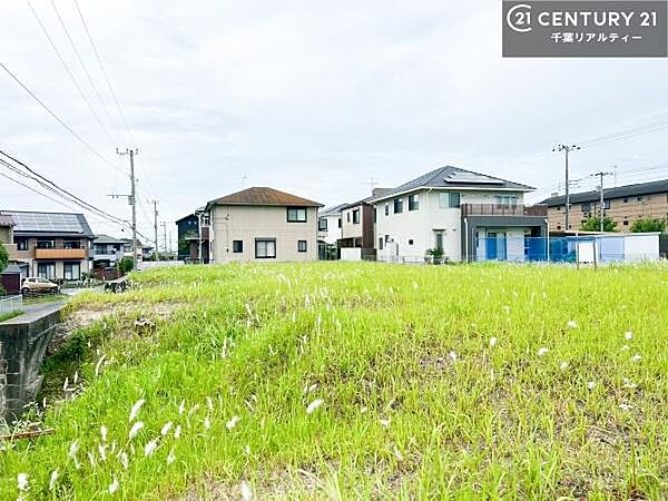 お好きなハウスメーカーで理想のお家が建てられます。建物プラン例ございます！物件情報だけでなく、周辺環境等も一緒にご案内！