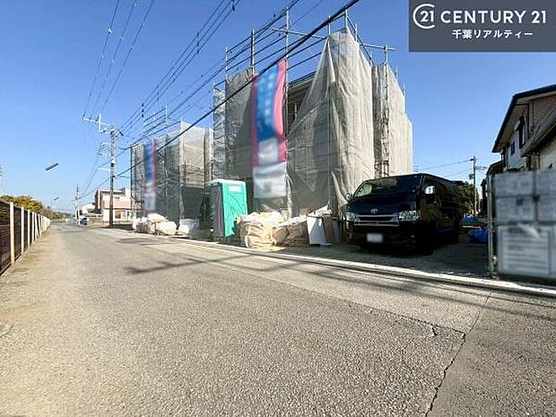 周辺環境や、お客様のご希望に合った物件も一緒にご案内を致します。住宅ローンアドバイザーによるご相談も承ります。当社はお問い合わせに即対応します！お待たせしません！