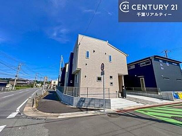 周辺環境や、お客様のご希望に合った物件も一緒にご案内を致します。住宅ローンアドバイザーによるご相談も承ります。当社はお問い合わせに即対応します！お待たせしません！