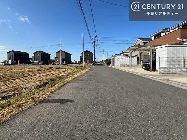 周辺環境や、お客様のご希望に合った物件も一緒にご案内を致します。住宅ローンアドバイザーによるご相談も承ります。当社はお問い合わせに即対応します！お待たせしません！