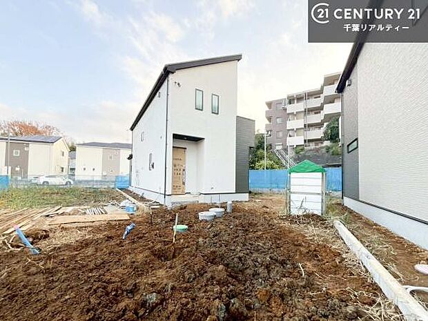 完成が楽しみですね。いろいろなご希望がございましたら、お客様のご要望をどしどしお聞かせください。弊社の専門スタッフがお答えいたします!