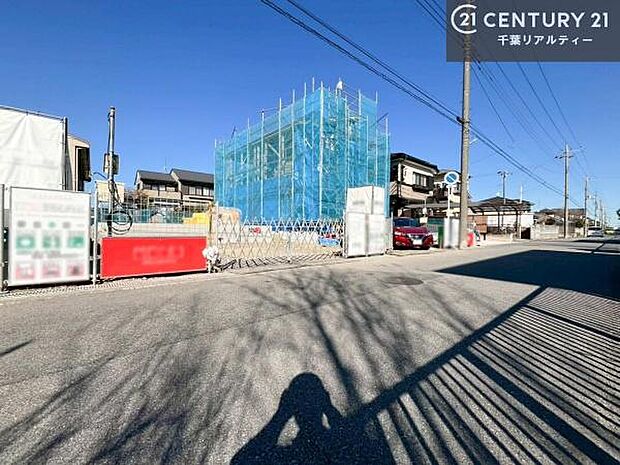 周辺環境や、お客様のご希望に合った物件も一緒にご案内を致します。住宅ローンアドバイザーによるご相談も承ります。当社はお問い合わせに即対応します！お待たせしません！