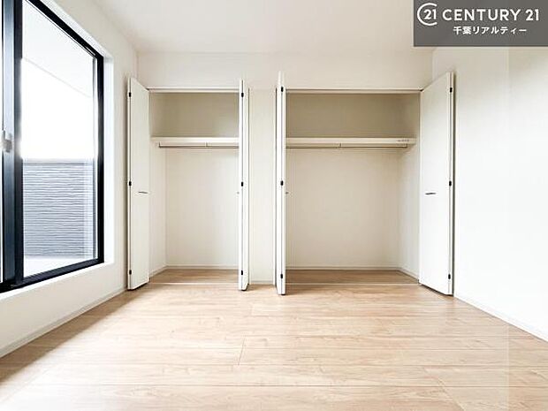 収納スペースが豊富で、居住空間がいつでも片付きます!