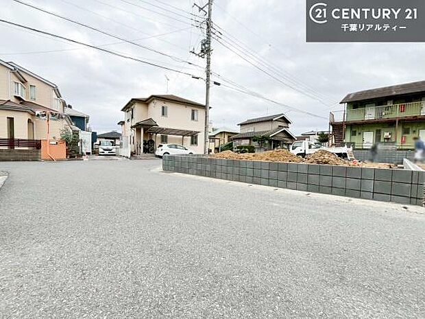 周辺環境や、お客様のご希望に合った物件も一緒にご案内を致します。住宅ローンアドバイザーによるご相談も承ります。当社はお問い合わせに即対応します!お待たせしません!