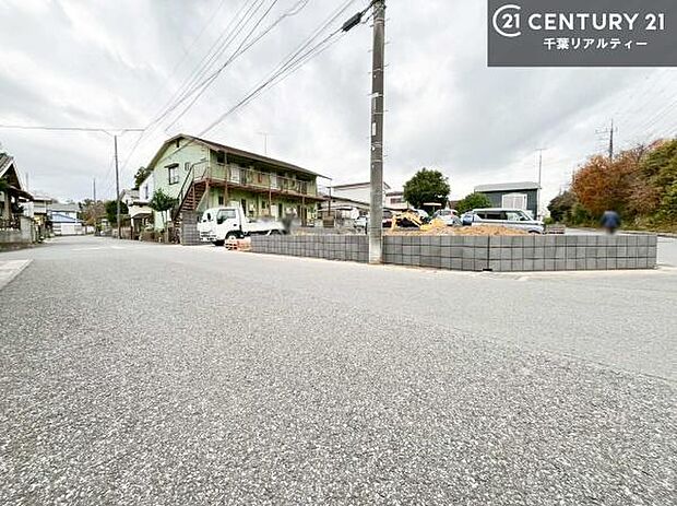 周辺環境や、お客様のご希望に合った物件も一緒にご案内を致します。住宅ローンアドバイザーによるご相談も承ります。当社はお問い合わせに即対応します!お待たせしません!