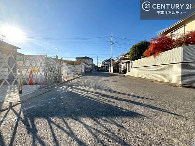 周辺環境や、お客様のご希望に合った物件も一緒にご案内を致します。住宅ローンアドバイザーによるご相談も承ります。当社はお問い合わせに即対応します！お待たせしません！