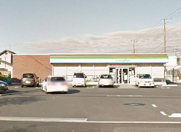 ファミリーマート千葉天戸町店まで700m