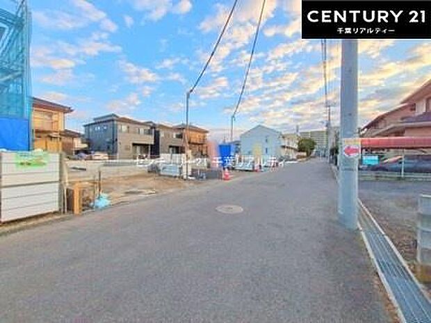 気になるお子様の学校までの道のりや駅までのルート、お買い物の場所などもご一緒にご案内いたします!
