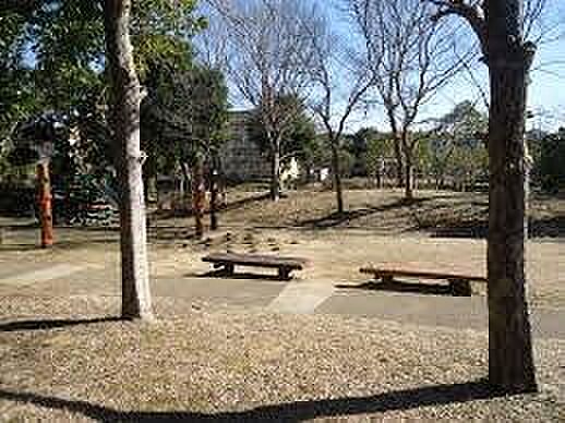 上ケ作緑地まで1263m