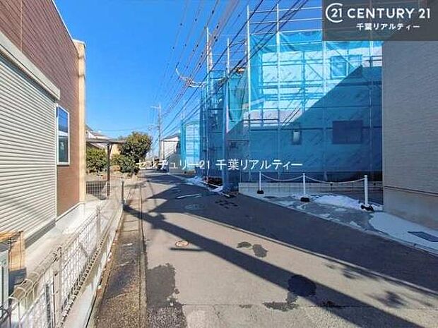 周辺環境や、お客様のご希望に合った物件も一緒にご案内を致します。住宅ローンアドバイザーによるご相談も承ります。当社はお問い合わせに即対応します!お待たせしません!