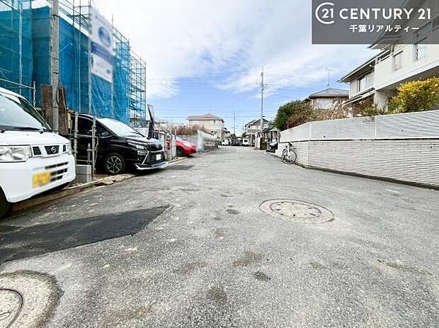 周辺環境や、お客様のご希望に合った物件も一緒にご案内を致します。住宅ローンアドバイザーによるご相談も承ります。当社はお問い合わせに即対応します!お待たせしません!