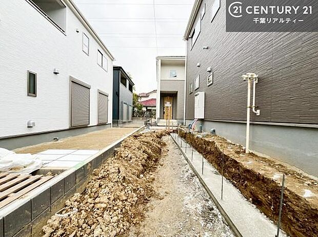 周辺環境や、お客様のご希望に合った物件も一緒にご案内を致します。住宅ローンアドバイザーによるご相談も承ります。当社はお問い合わせに即対応します!お待たせしません!