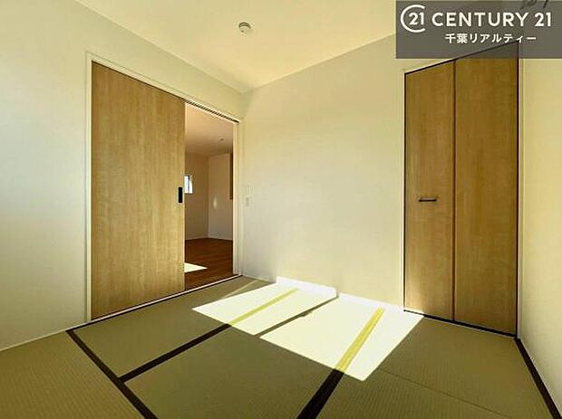 収納もたっぷり!和洋室の使い方は無限大!家事・お昼寝スペース、ゲストルーム等いろいろな用途で活躍しますね!