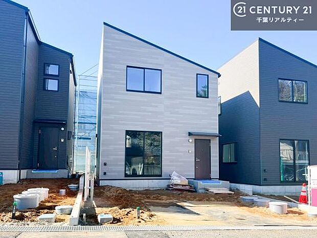 物件探しのご条件・ご要望・ご質問など、何なりと弊社スタッフまでお申し付けください!不動産に関することなら、どのようなことでも誠心誠意対応させて頂きます。