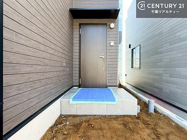 住宅ローンや購入資金に関するご相談も、いつでも承っております。初めての方でも安心して進められるよう、丁寧にサポートいたします。