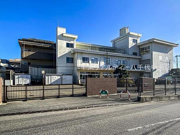 佐倉市立井野小学校まで950m