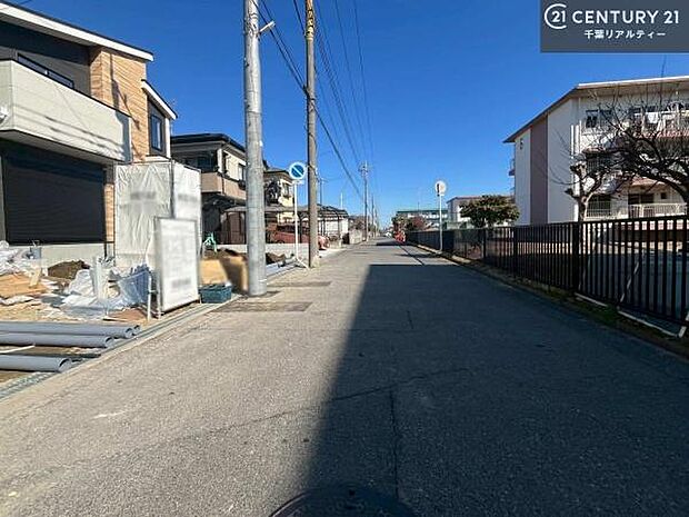 気になるお子様の学校までの道のりや駅までのルート、お買い物の場所などもご一緒にご案内いたします！