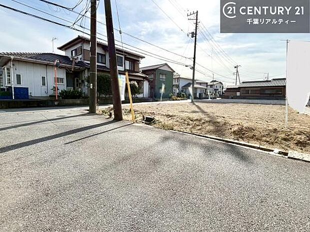 気になるお子様の学校までの道のりや駅までのルート、お買い物の場所などもご一緒にご案内いたします！
