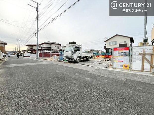 周辺環境や、お客様のご希望に合った物件も一緒にご案内を致します。住宅ローンアドバイザーによるご相談も承ります。当社はお問い合わせに即対応します！お待たせしません！