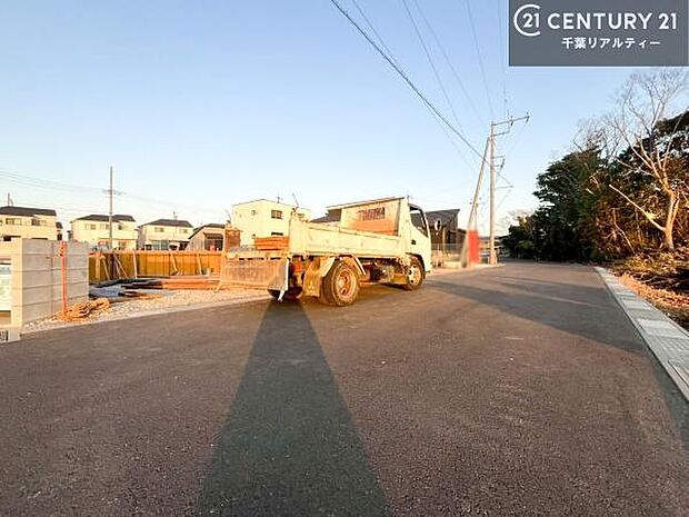気になるお子様の学校までの道のりや駅までのルート、お買い物の場所などもご一緒にご案内いたします！