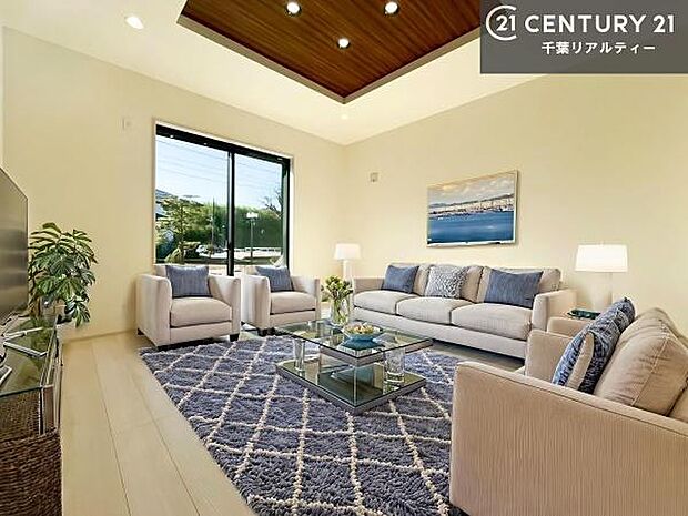 家具はCGパースです。優しい陽だまりがリビングを包んでくれて居心地の良い空間を演出してくれます！くつろぎの時間を過ごせます！