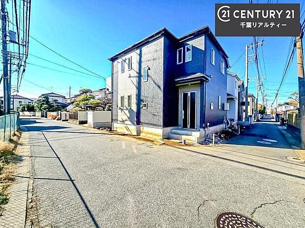 周辺環境や、お客様のご希望に合った物件も一緒にご案内を致します。住宅ローンアドバイザーによるご相談も承ります。当社はお問い合わせに即対応します！お待たせしません！