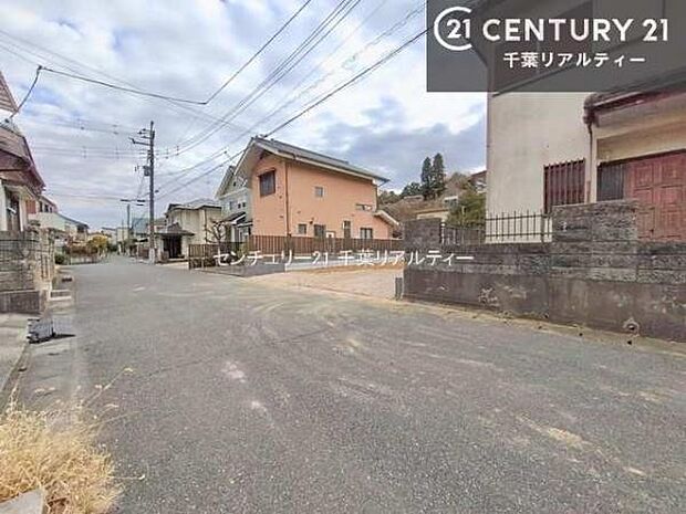 周辺環境や、お客様のご希望に合った物件も一緒にご案内を致します。住宅ローンアドバイザーによるご相談も承ります。当社はお問い合わせに即対応します！お待たせしません！