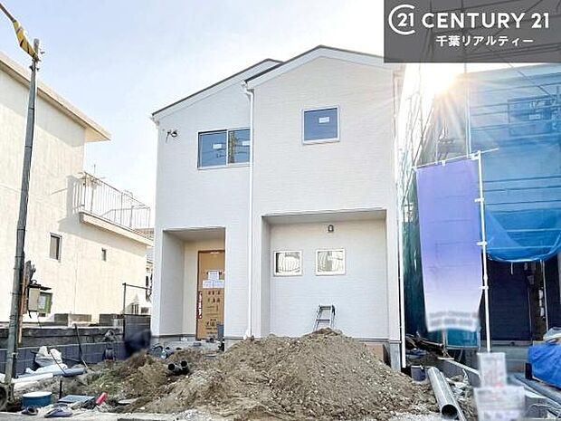 物件探しのご条件・ご要望・ご質問など、何なりと弊社スタッフまでお申し付けください！不動産に関することなら、どのようなことでも誠心誠意対応させて頂きます。