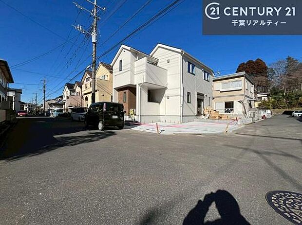 周辺環境や、お客様のご希望に合った物件も一緒にご案内を致します。住宅ローンアドバイザーによるご相談も承ります。当社はお問い合わせに即対応します！お待たせしません！