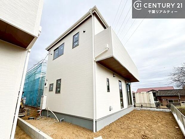 物件探しのご条件・ご要望・ご質問など、何なりと弊社スタッフまでお申し付けください！不動産に関することなら、どのようなことでも誠心誠意対応させて頂きます。