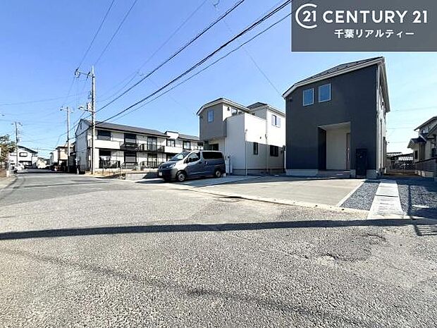 周辺環境や、お客様のご希望に合った物件も一緒にご案内を致します。住宅ローンアドバイザーによるご相談も承ります。当社はお問い合わせに即対応します！お待たせしません！