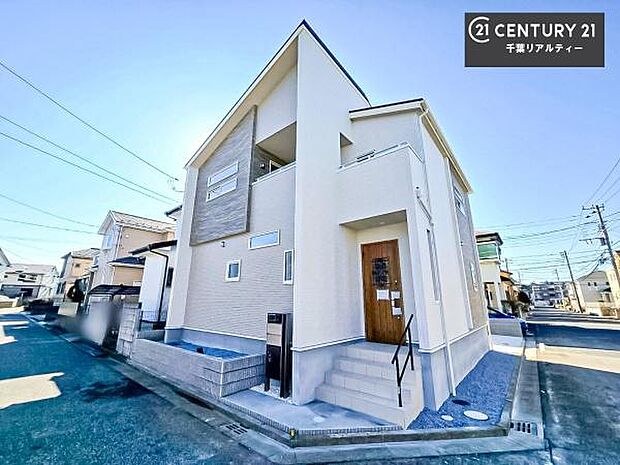 物件探しのご条件・ご要望・ご質問など、何なりと弊社スタッフまでお申し付けください！不動産に関することなら、どのようなことでも誠心誠意対応させて頂きます。