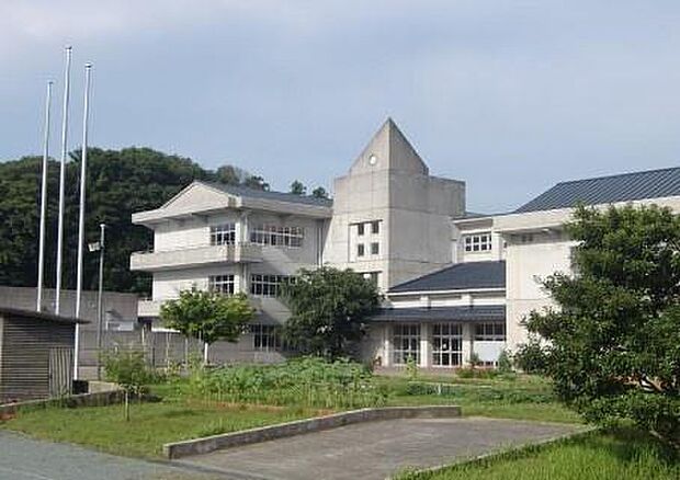 佐倉市立染井野小学校まで1588m