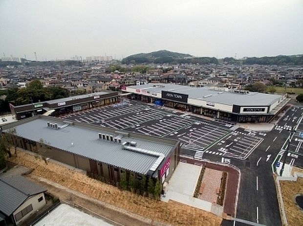 イオンスタイル君津まで581m