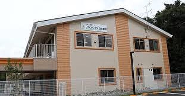 ソラストさくら保育園まで685m