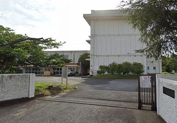 市原市立若宮小学校まで250m