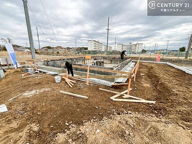 本物件にご興味をお持ちいただけましたら、どうぞお気軽にお問い合わせください。担当スタッフが、丁寧にご案内いたします。