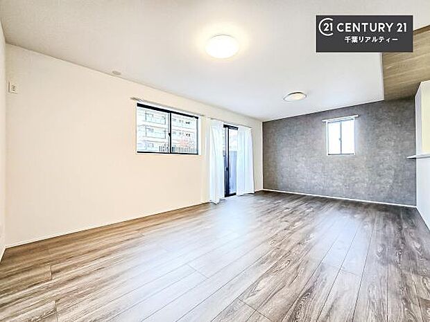 心地良いリビングは家族が自然と集まります。家族団欒の時間が増えそうです。ご家族と、より一層充実した時間を過ごせそうですね。