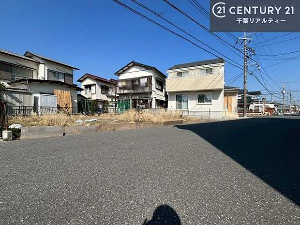 周辺環境や、お客様のご希望に合った物件も一緒にご案内を致します。住宅ローンアドバイザーによるご相談も承ります。当社はお問い合わせに即対応します!お待たせしません!