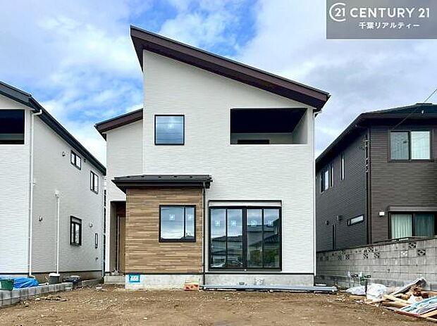 物件探しのご条件・ご要望・ご質問など、何なりと弊社スタッフまでお申し付けください!不動産に関することなら、どのようなことでも誠心誠意対応させて頂きます。