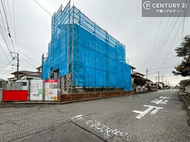 周辺環境や、お客様のご希望に合った物件も一緒にご案内を致します。住宅ローンアドバイザーによるご相談も承ります。当社はお問い合わせに即対応します!お待たせしません!