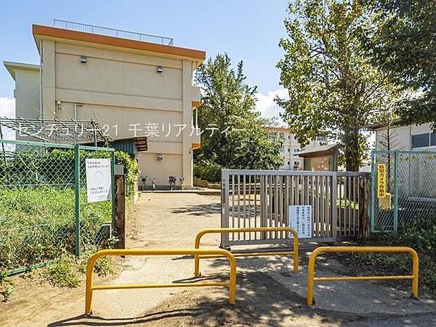 千葉市立犢橋小学校まで878m