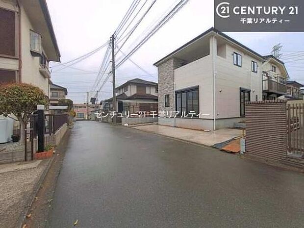 周辺環境や、お客様のご希望に合った物件も一緒にご案内を致します。住宅ローンアドバイザーによるご相談も承ります。当社はお問い合わせに即対応します!お待たせしません!