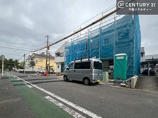 周辺環境や、お客様のご希望に合った物件も一緒にご案内を致します。住宅ローンアドバイザーによるご相談も承ります。当社はお問い合わせに即対応します!お待たせしません!