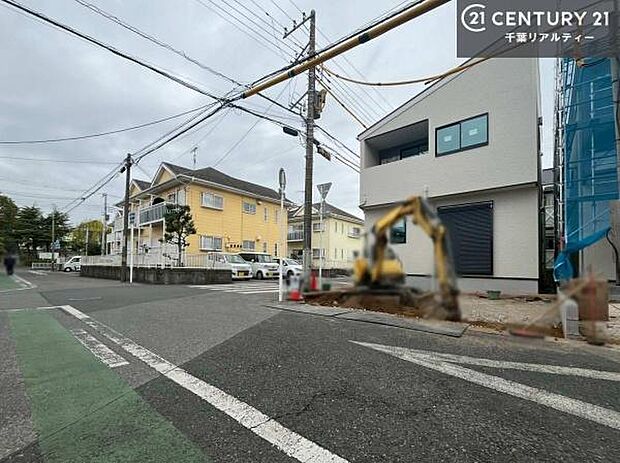 周辺環境や、お客様のご希望に合った物件も一緒にご案内を致します。住宅ローンアドバイザーによるご相談も承ります。当社はお問い合わせに即対応します!お待たせしません!