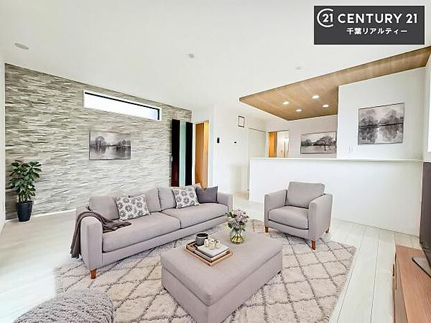 家具はCGパースです。心地良いリビングは家族が自然と集まります。家族団欒の時間が増えそうです。ご家族と、より一層充実した時間を過ごせそうですね。