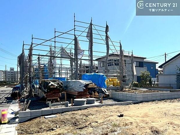 周辺環境や、お客様のご希望に合った物件も一緒にご案内を致します。住宅ローンアドバイザーによるご相談も承ります。当社はお問い合わせに即対応します!お待たせしません!