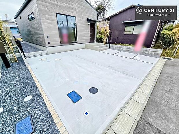 カースペース付きなのでマイカーをお持ちの方も安心ですね!ぜひ現地にてお確かめくださいませ!