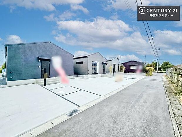 周辺環境や、お客様のご希望に合った物件も一緒にご案内を致します。住宅ローンアドバイザーによるご相談も承ります。当社はお問い合わせに即対応します!お待たせしません!